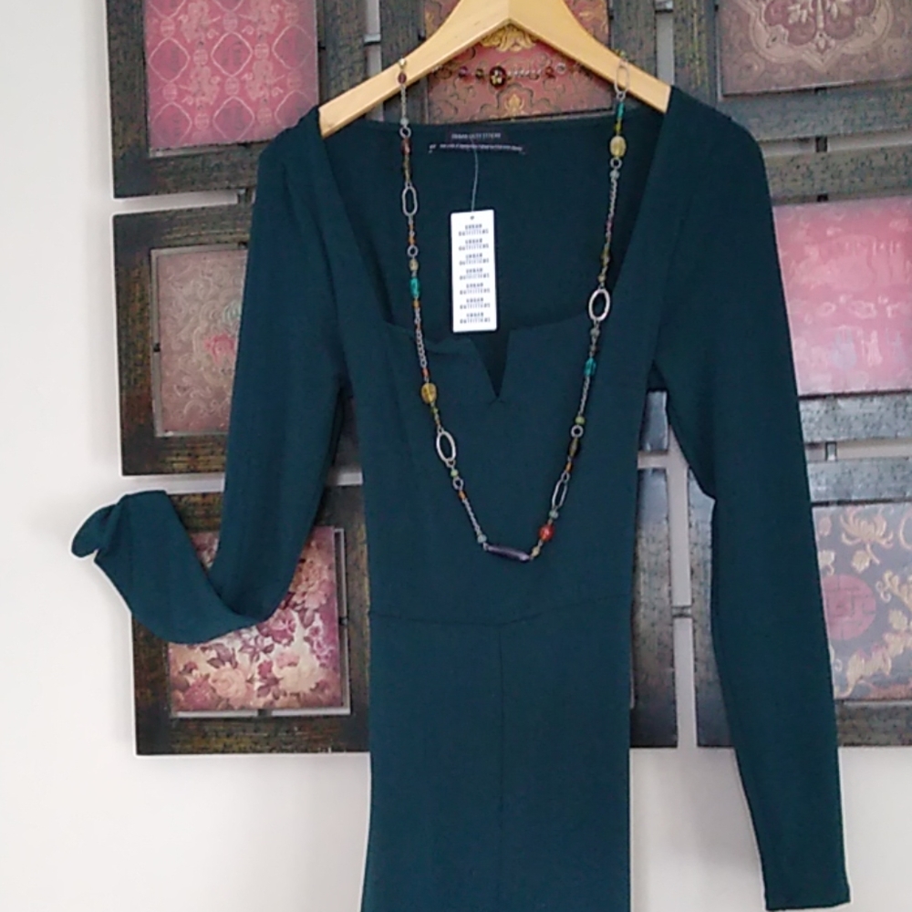 NEW Urban Outfitters Jumpsuit - Picture 8 of 8